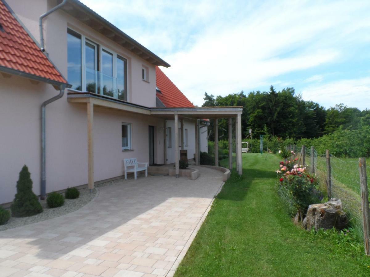Pension Am Kirschgarten Goessweinstein Exterior foto